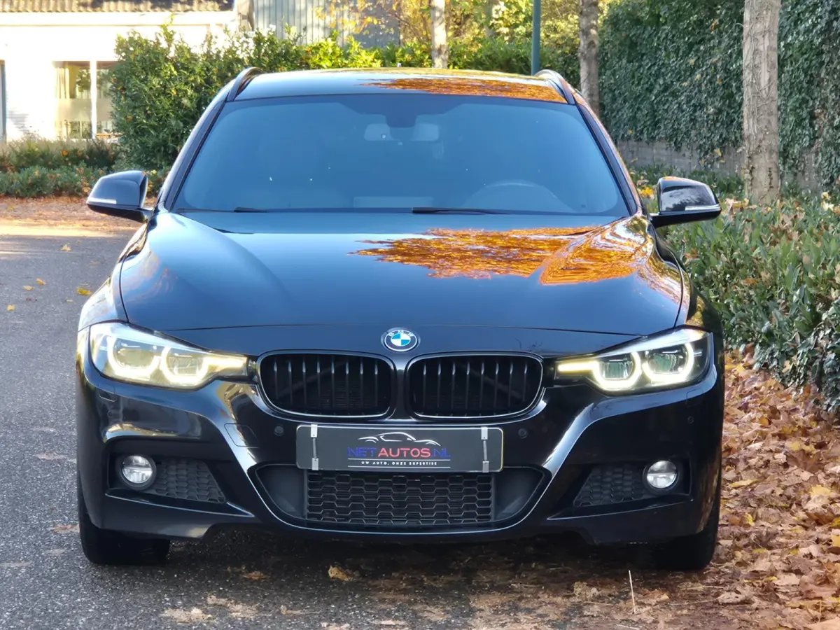 F31 320i M Sport X-drive Trekhaak Apple CarPlay dig.dash 19inch 320i xDrive M Sport Edition