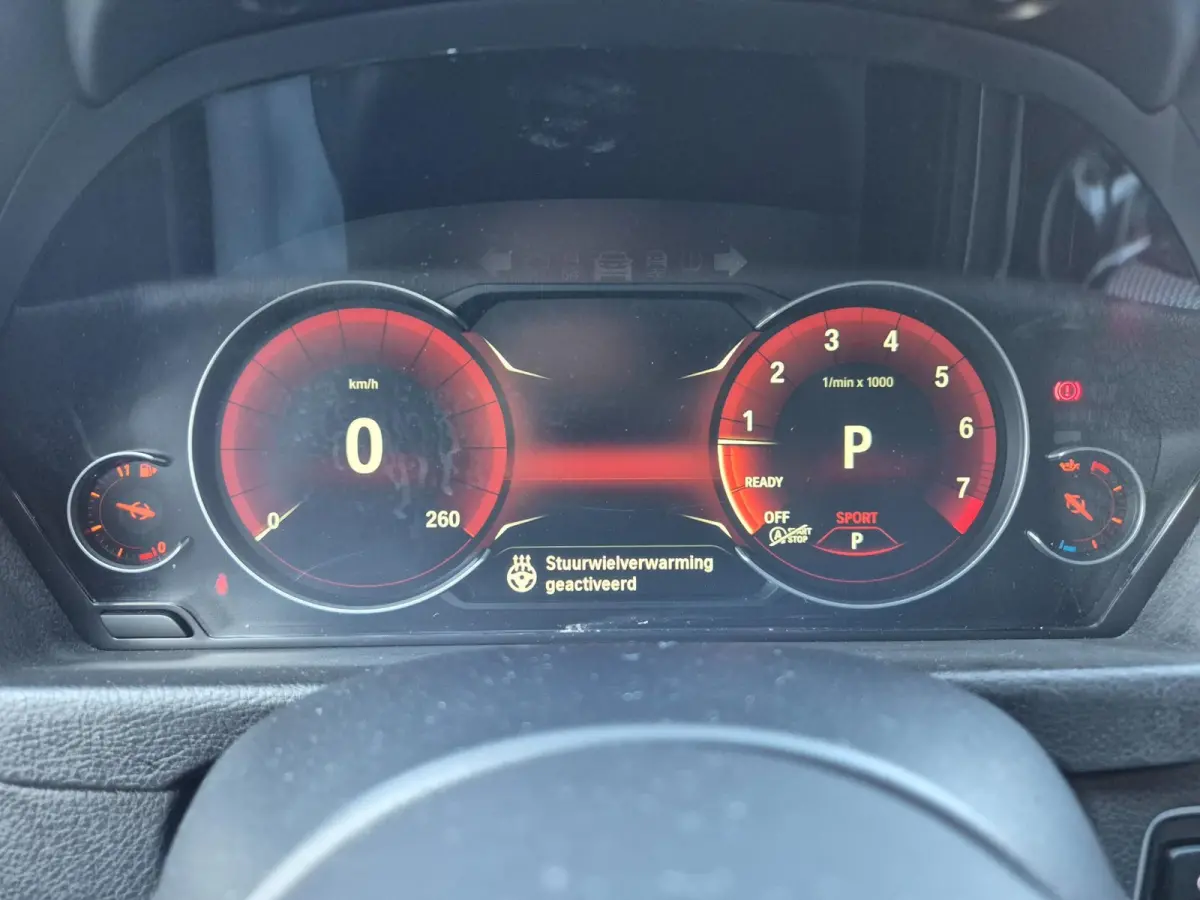 F31 320i M Sport X-drive Trekhaak Apple CarPlay dig.dash 19inch 320i xDrive M Sport Edition