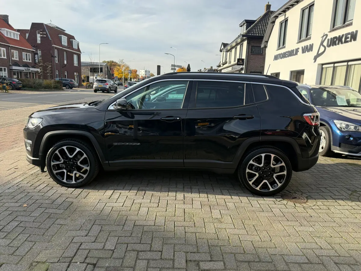 1.3T Limited automaat,Apple Carplay/Android navigatie,Parkeersensoren,Achteruitrij camera