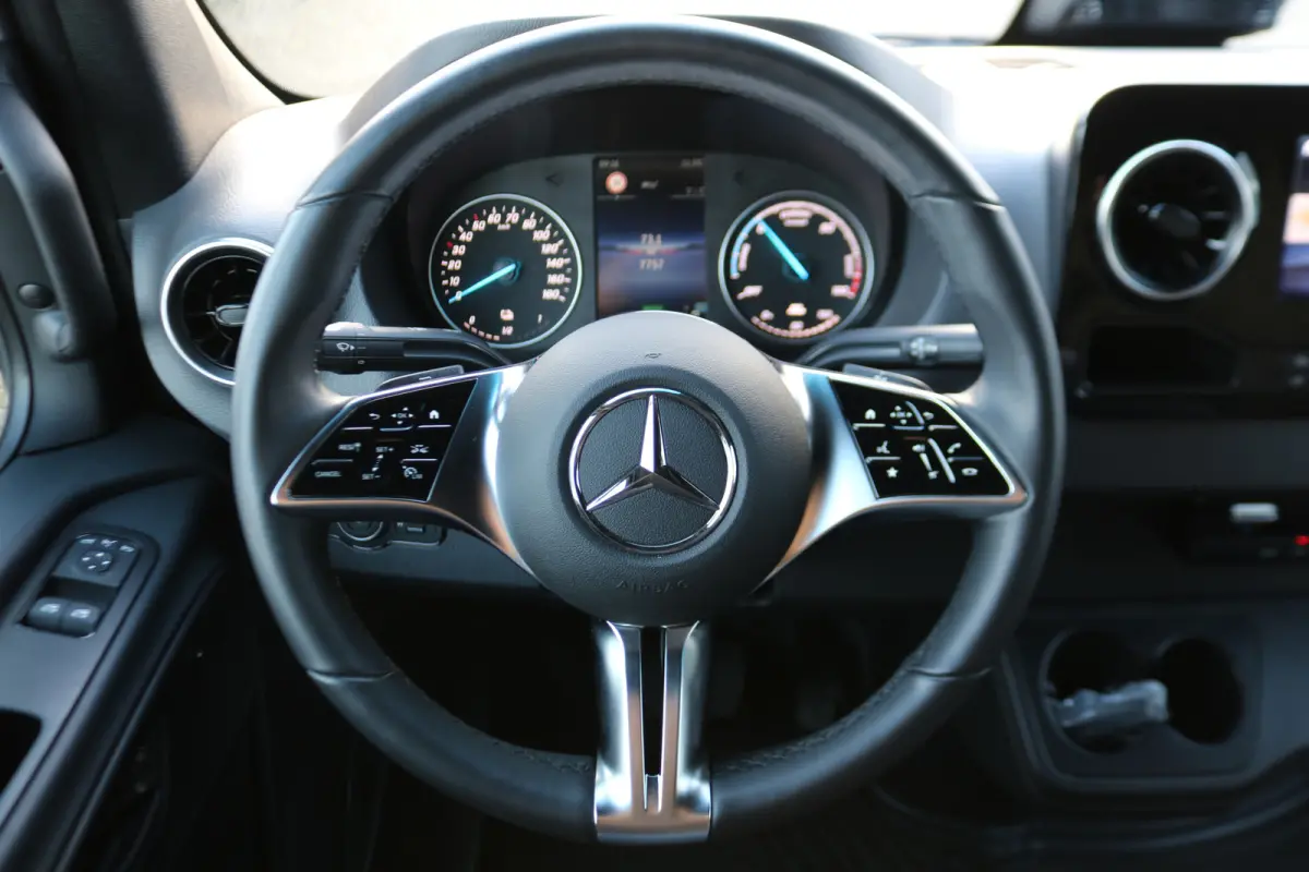 320 L3 H2 Pro 81kWh