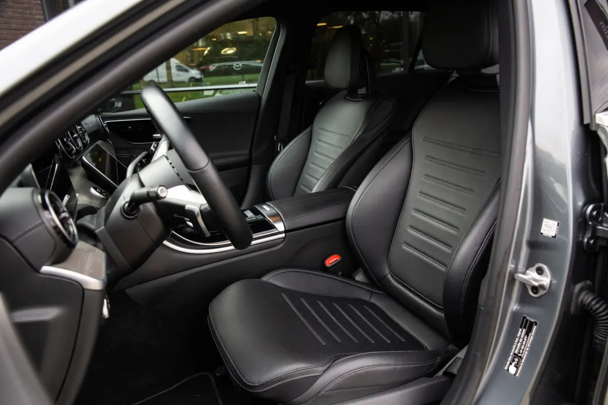 200 Launch Edition AMG Line , Virtual cockpit, Leer, Sfeerverlichting,