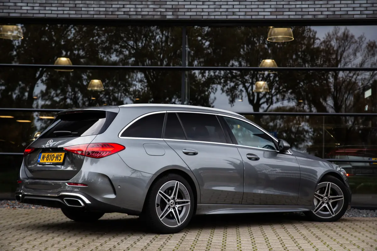 200 Launch Edition AMG Line , Virtual cockpit, Leer, Sfeerverlichting,