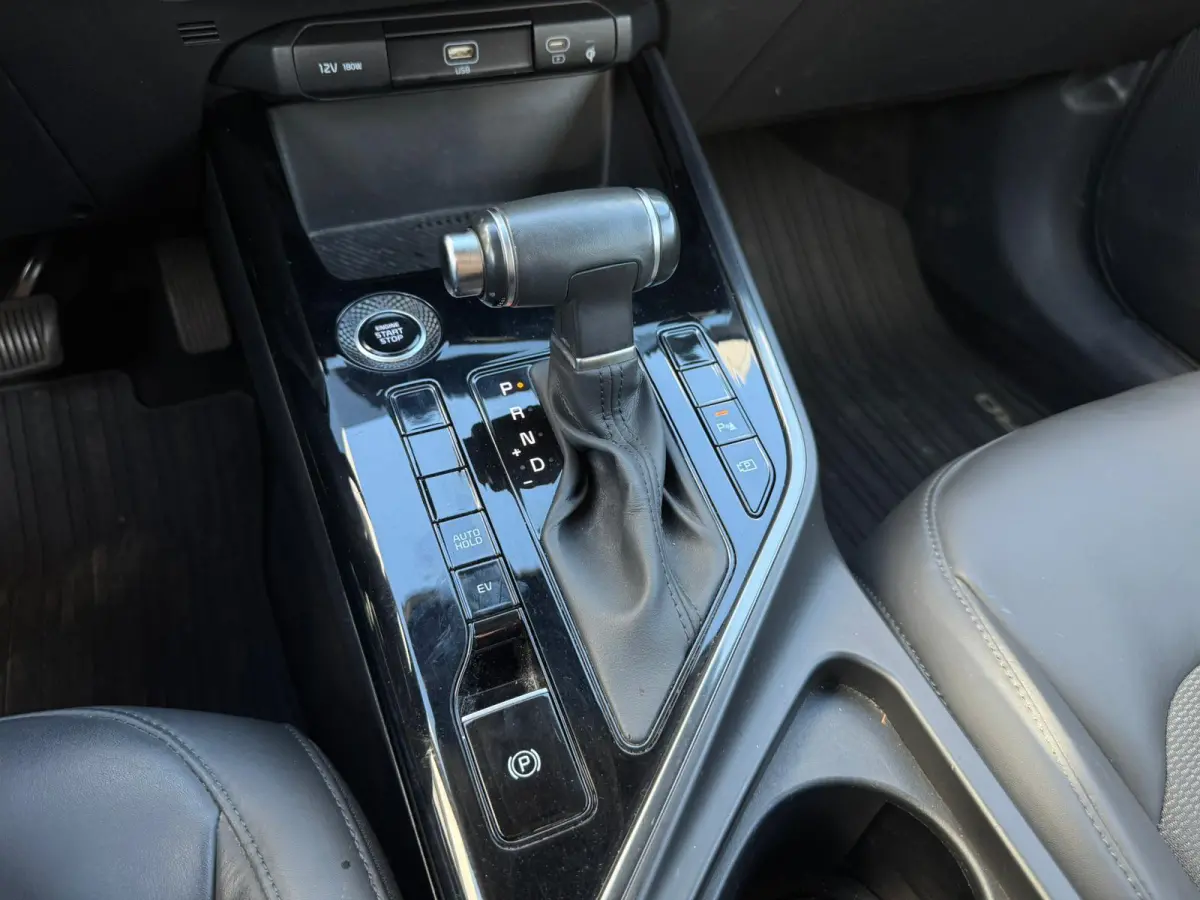 1.6 GDi PHEV DynamicLine |Camera |Elektr. stoel |Keyless |ACC