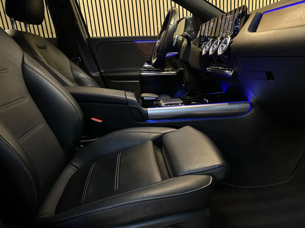 200 163PK AMG |Pano|Ambient light