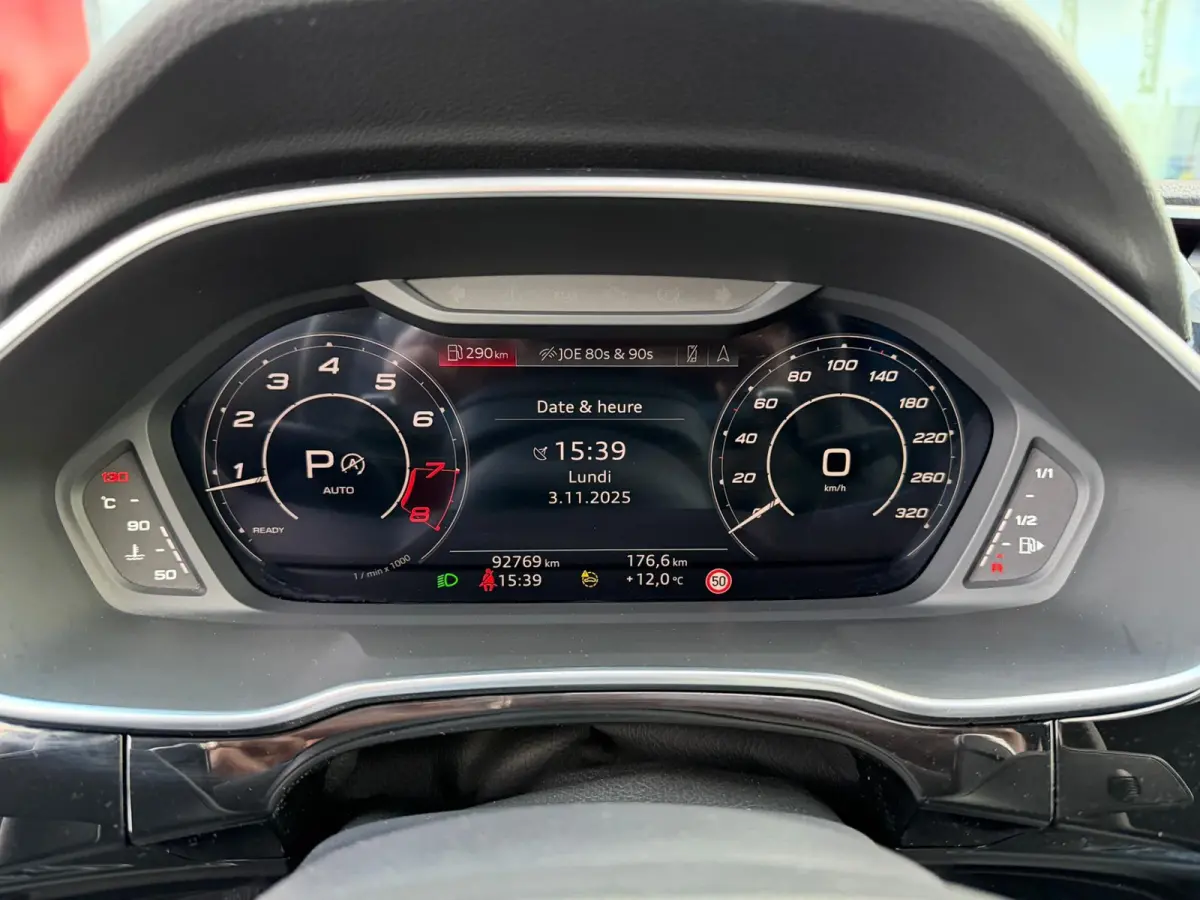 RSQ3 TFSI RS / Panorama/ Full spec