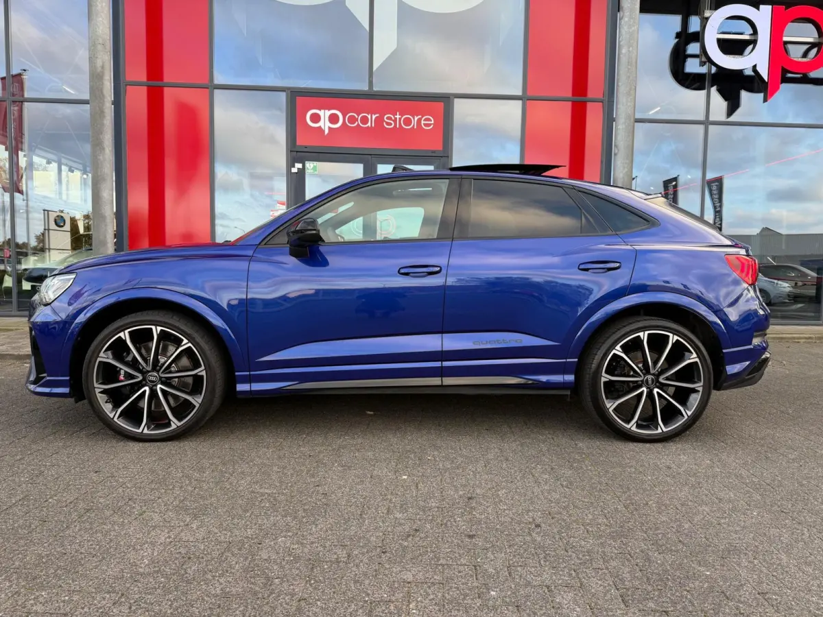 RSQ3 TFSI RS / Panorama/ Full spec