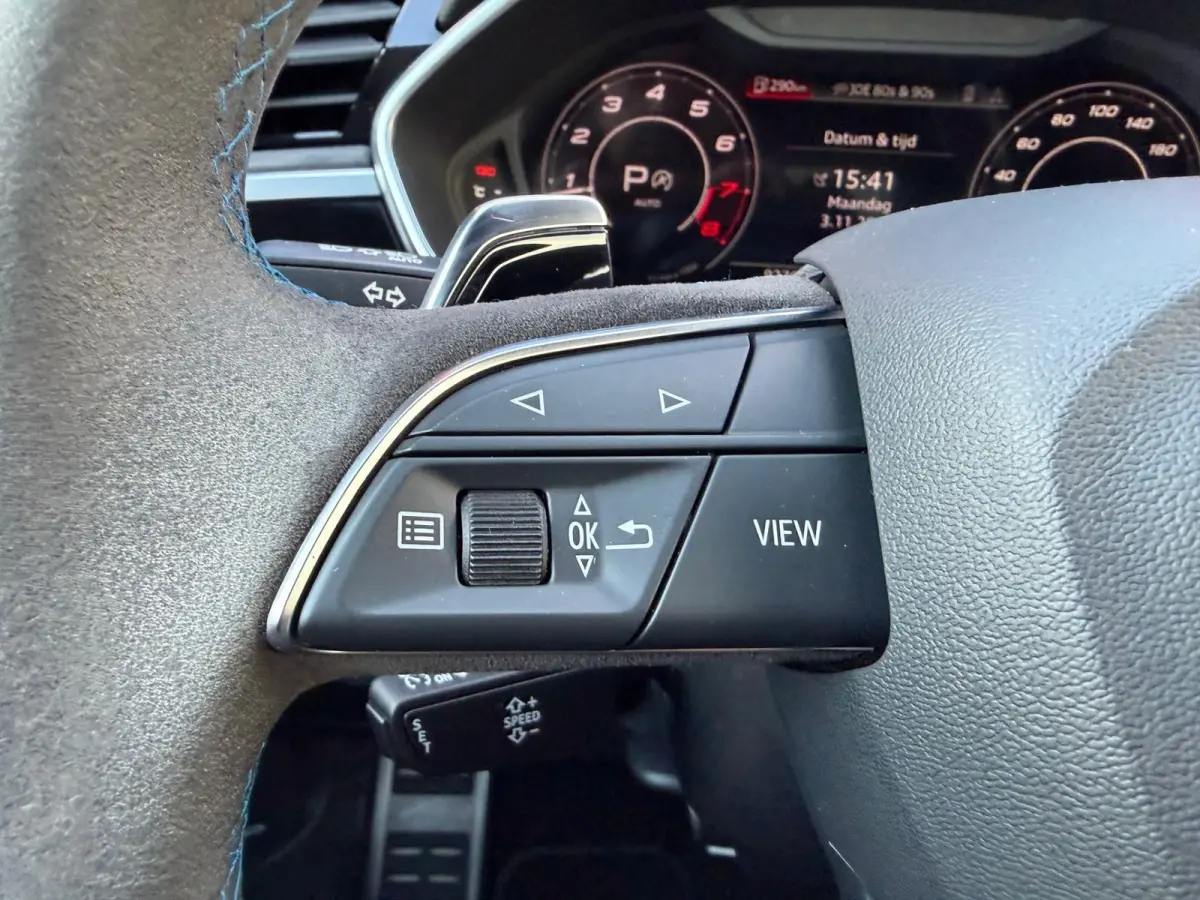 RSQ3 TFSI RS / Panorama/ Full spec