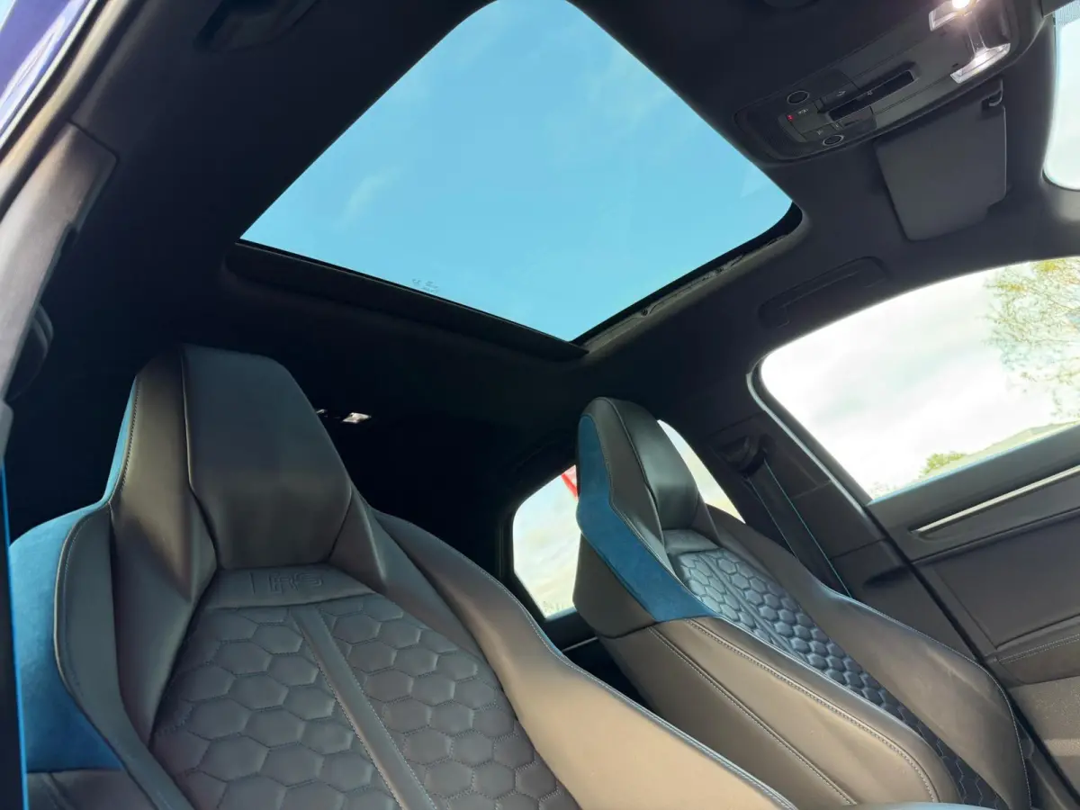 RSQ3 TFSI RS / Panorama/ Full spec