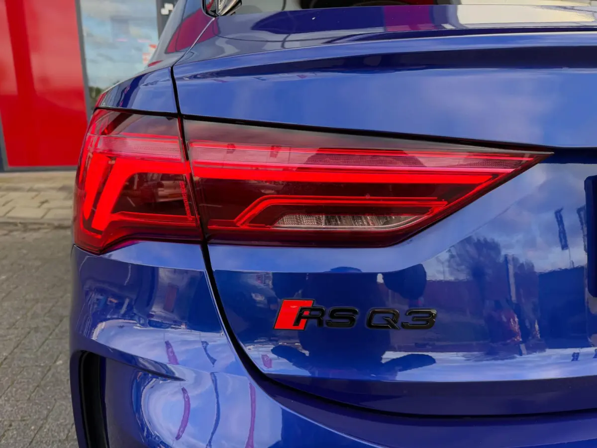 RSQ3 TFSI RS / Panorama/ Full spec