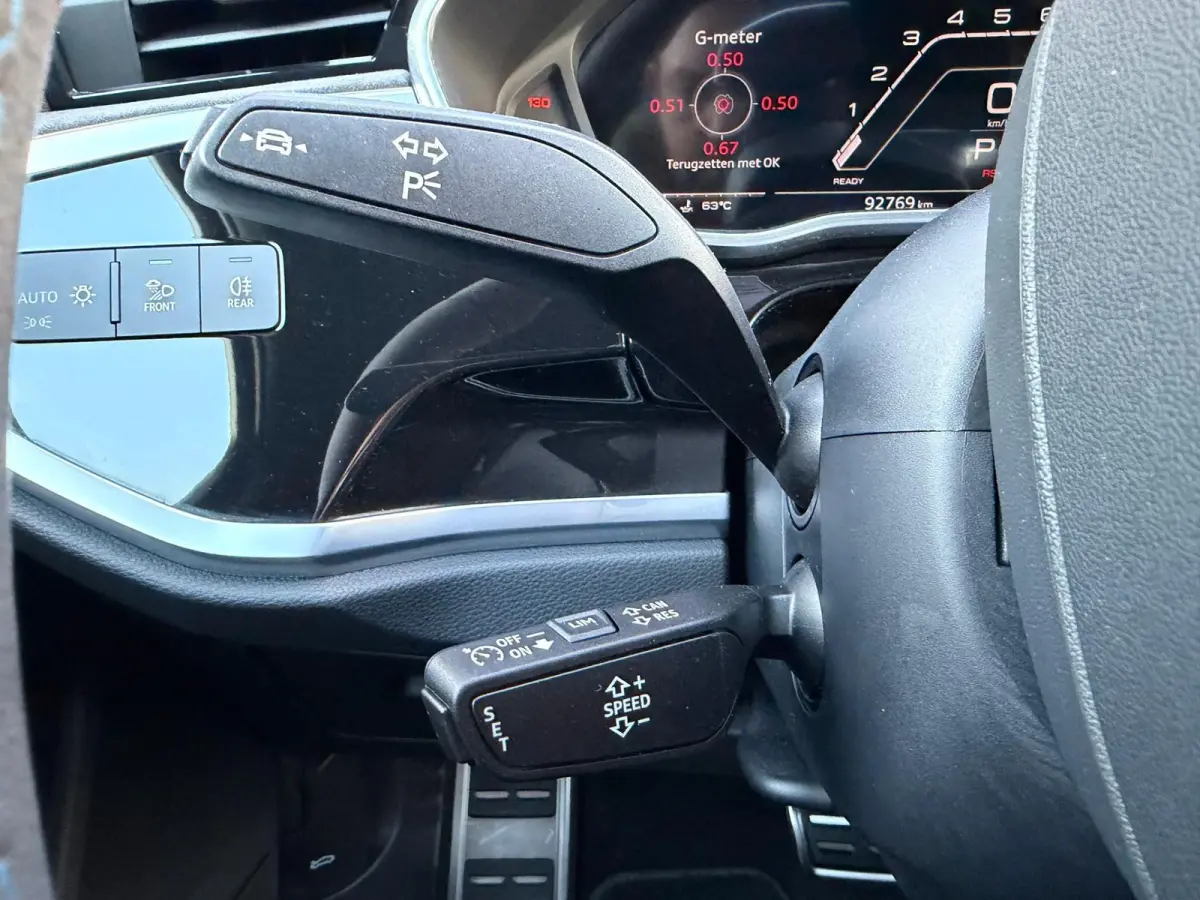 RSQ3 TFSI RS / Panorama/ Full spec