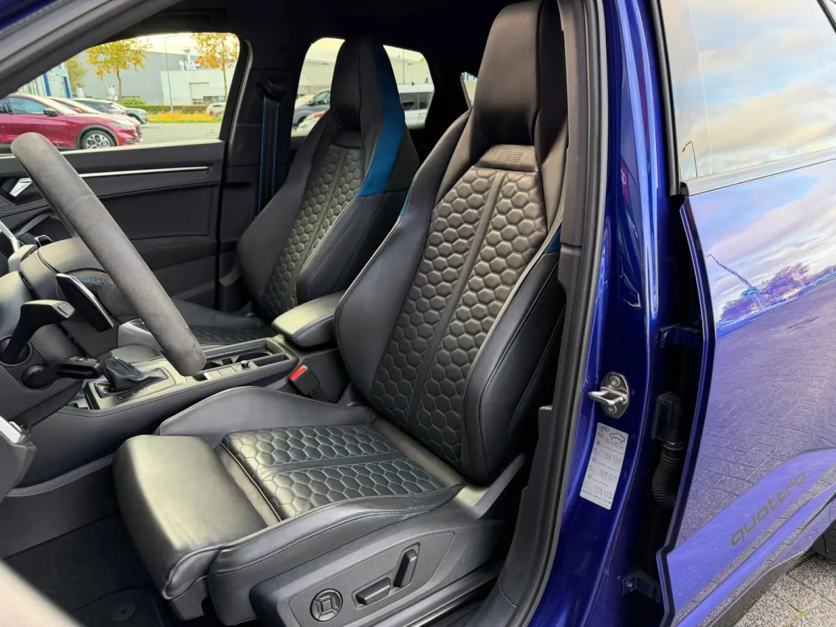RSQ3 TFSI RS / Panorama/ Full spec