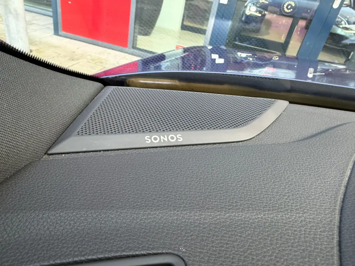 RSQ3 TFSI RS / Panorama/ Full spec