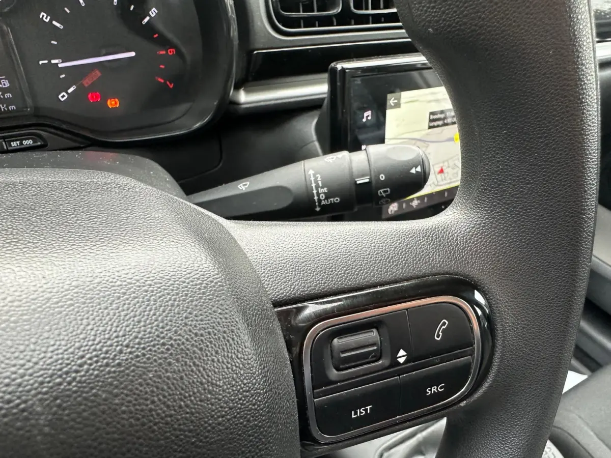 1.2 PT Feel (2020)|NAVI|CLIMA Apple CarPlay