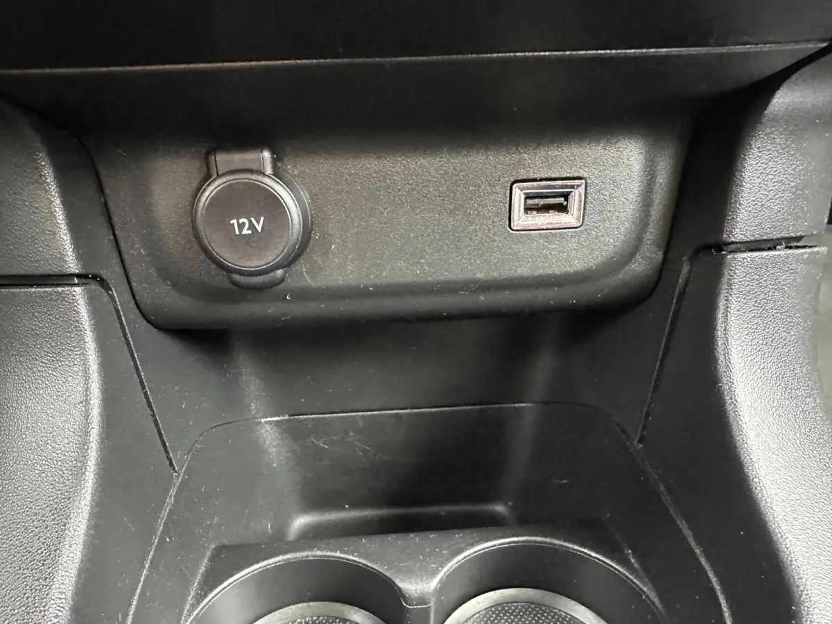 1.2 PT Feel (2020)|NAVI|CLIMA Apple CarPlay
