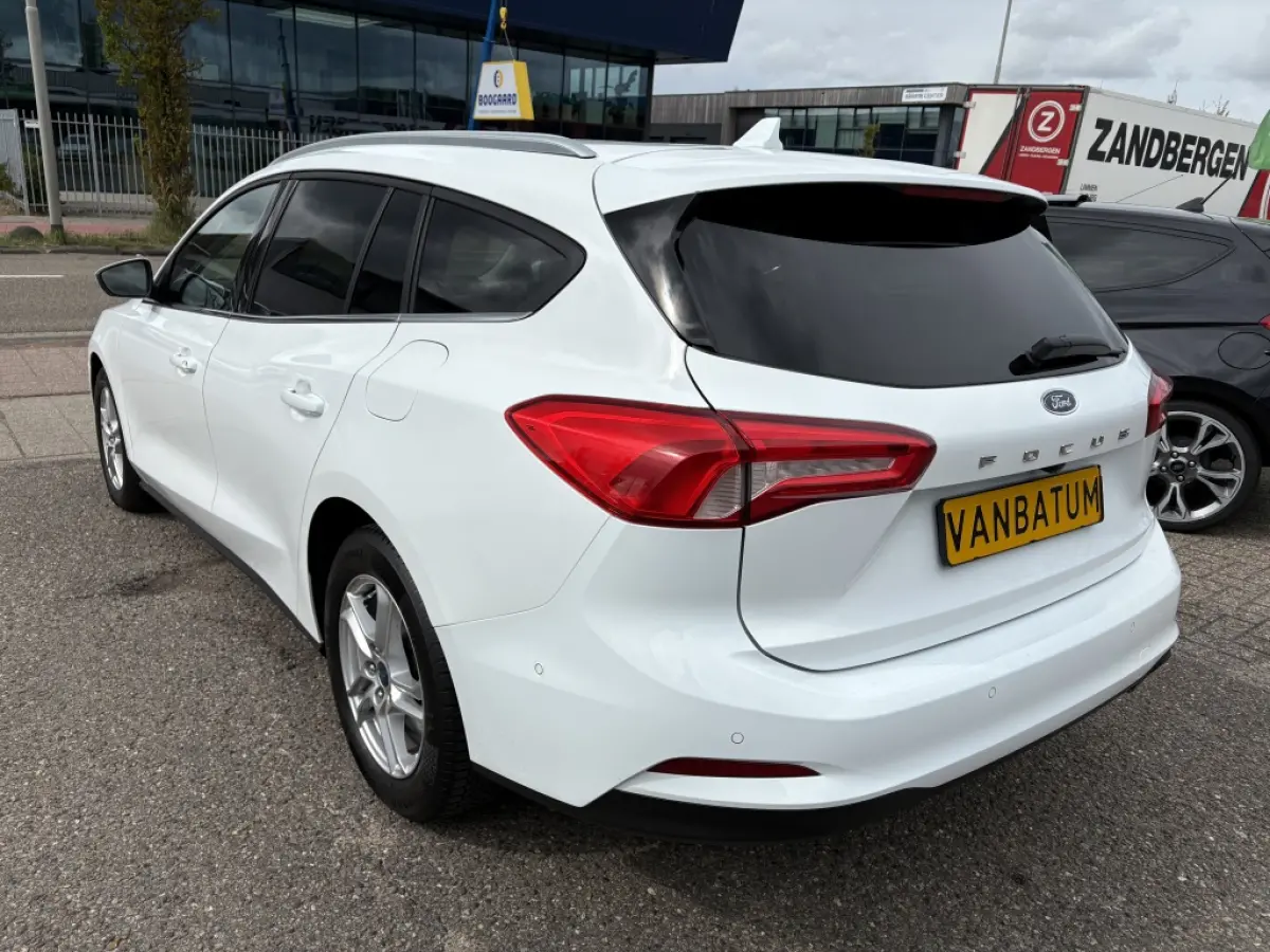 1.0 EcoBoost Titanium Business