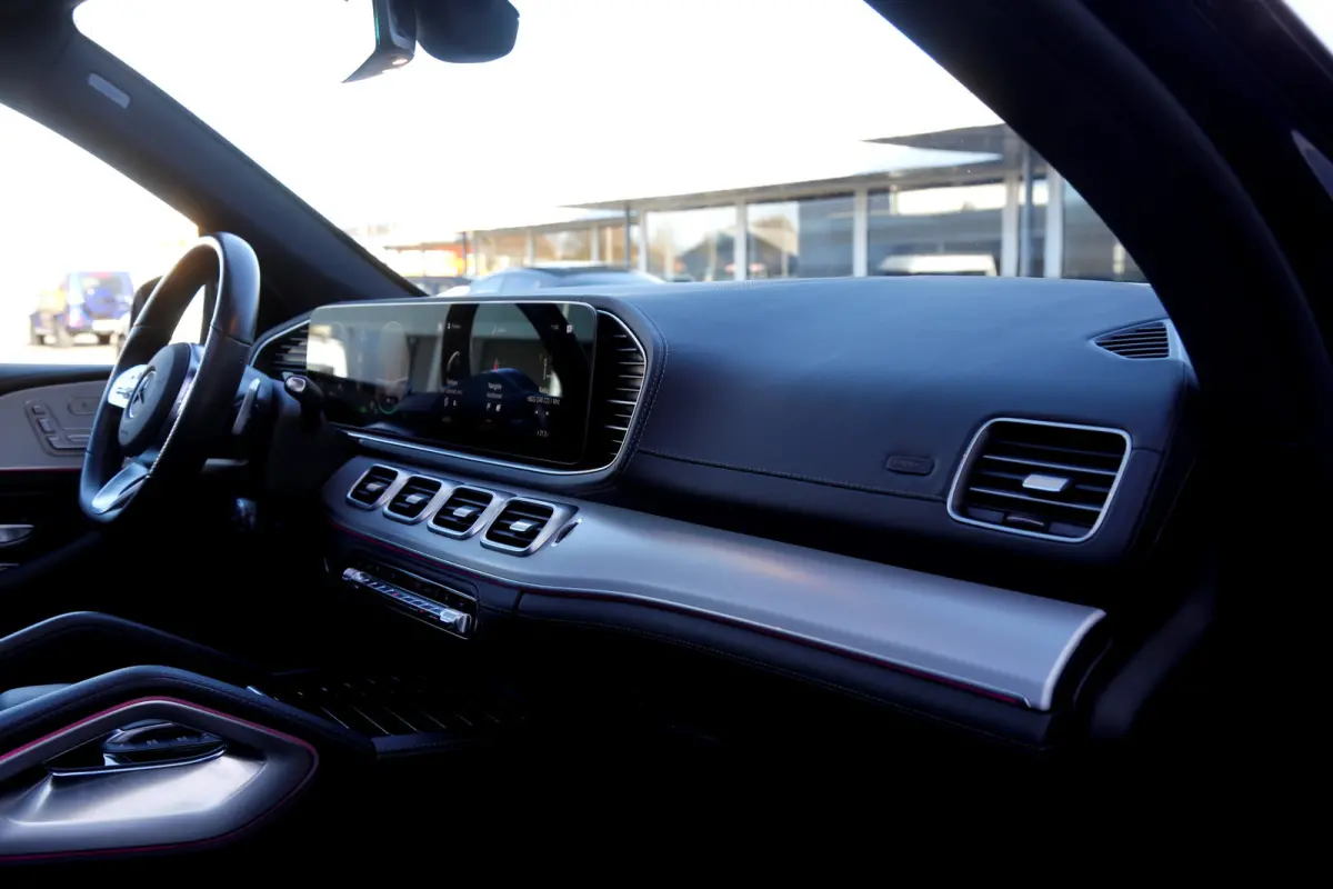 350 e PHEV Plug in 4MATIC AMG*Perfect MB Onderh.*BTW*1ste Eig*Luchtvering/Pano/ACC/360/Stoelverw./Stoelkoeling/MBUX/LED/Elek. Klep/Standkachel/Dodehoek/Rijstrook/Apple Carplay-Android/VOL*