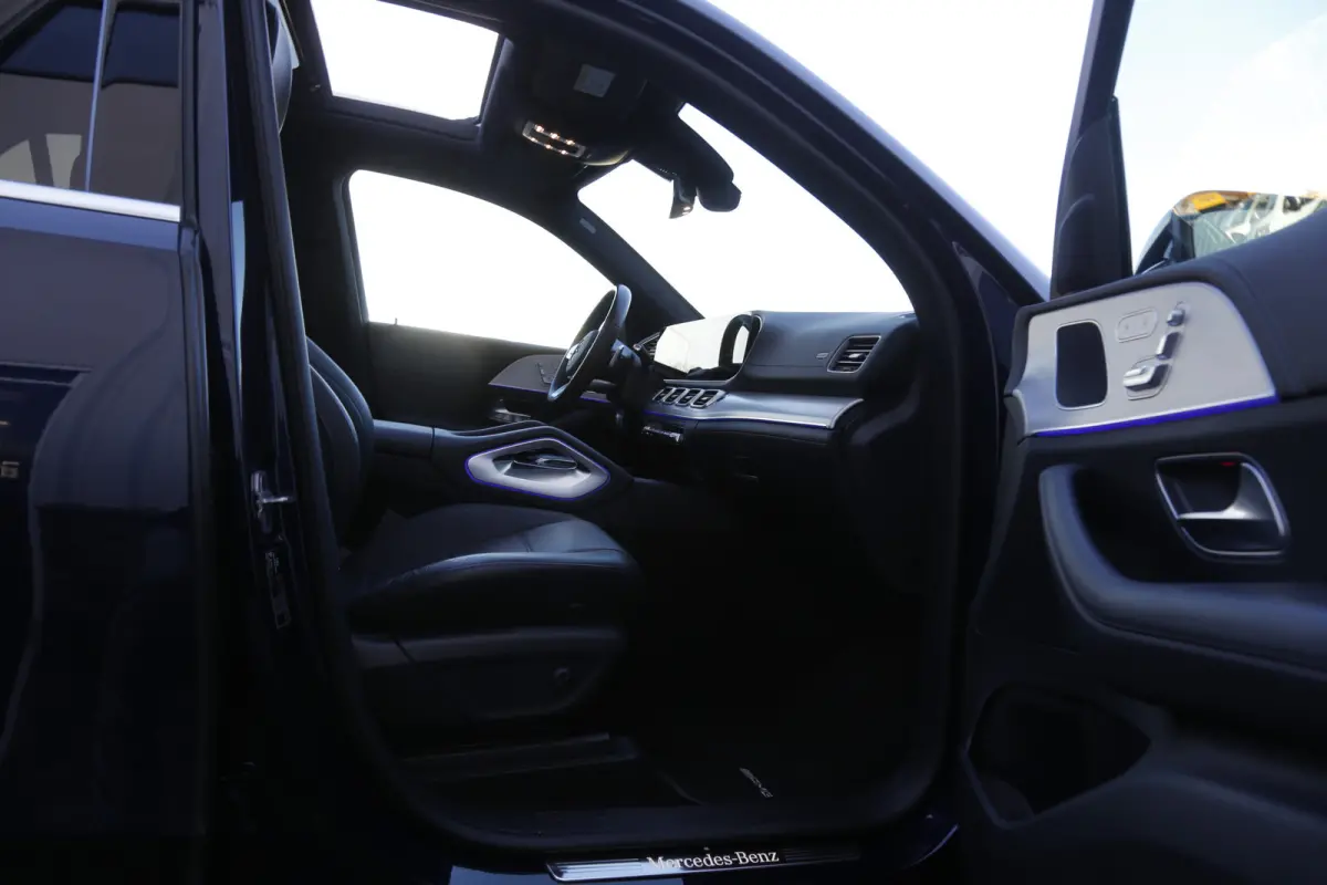 350 e PHEV Plug in 4MATIC AMG*Perfect MB Onderh.*BTW*1ste Eig*Luchtvering/Pano/ACC/360/Stoelverw./Stoelkoeling/MBUX/LED/Elek. Klep/Standkachel/Dodehoek/Rijstrook/Apple Carplay-Android/VOL*