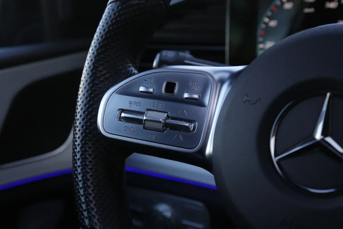 350 e PHEV Plug in 4MATIC AMG*Perfect MB Onderh.*BTW*1ste Eig*Luchtvering/Pano/ACC/360/Stoelverw./Stoelkoeling/MBUX/LED/Elek. Klep/Standkachel/Dodehoek/Rijstrook/Apple Carplay-Android/VOL*