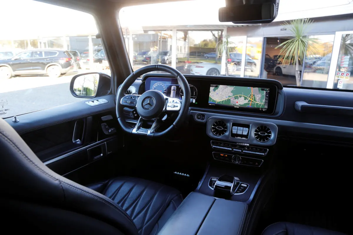 AMG 63 Grijs kenteken*MB Fabrieksgar.t/m02-2029!*Mystic Blue*Drivers package/Ride Control/Sportuitlaat/Nappa/Massage/ACC/Dak/Night II/22 inch/VOL*