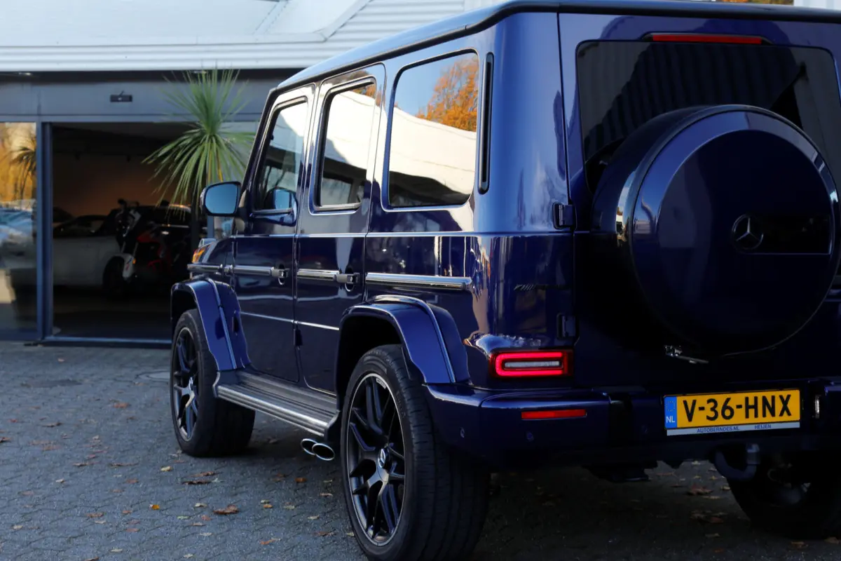 AMG 63 Grijs kenteken*MB Fabrieksgar.t/m02-2029!*Mystic Blue*Drivers package/Ride Control/Sportuitlaat/Nappa/Massage/ACC/Dak/Night II/22 inch/VOL*