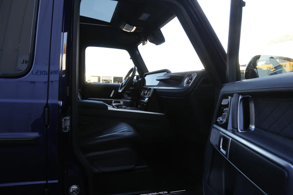 AMG 63 Grijs kenteken*MB Fabrieksgar.t/m02-2029!*Mystic Blue*Drivers package/Ride Control/Sportuitlaat/Nappa/Massage/ACC/Dak/Night II/22 inch/VOL*