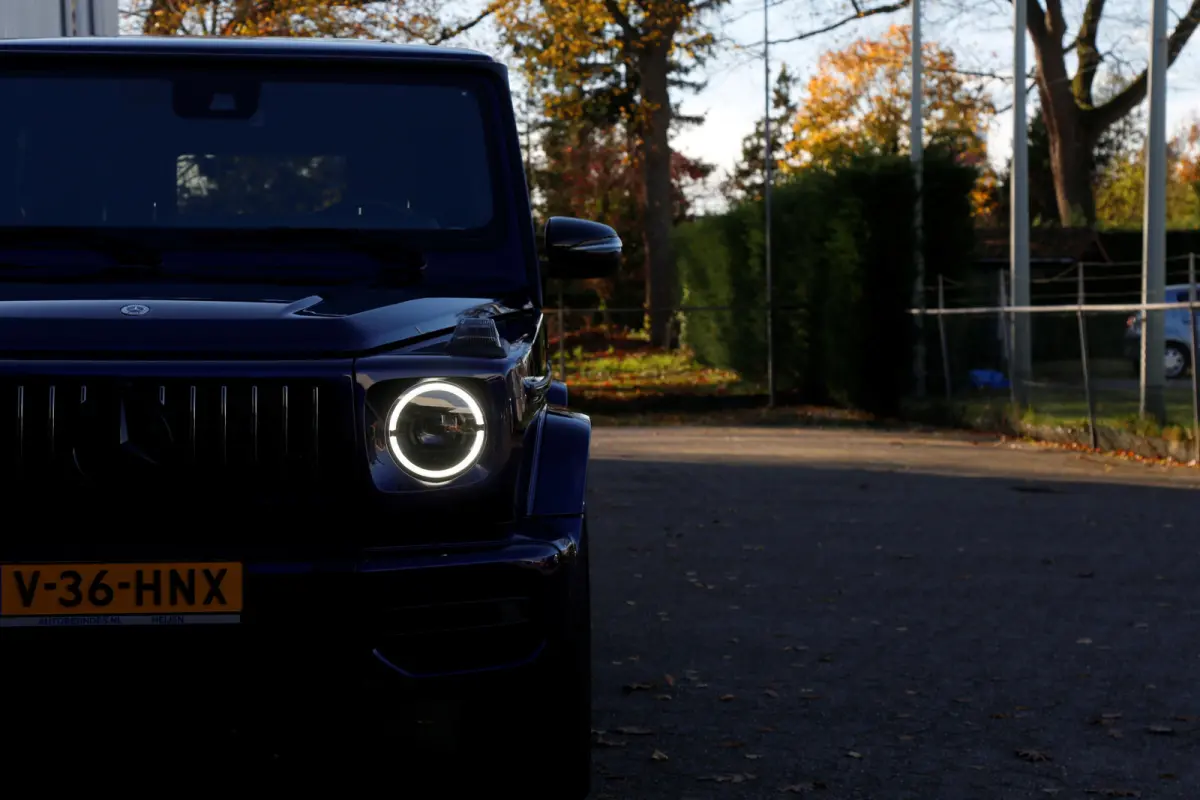 AMG 63 Grijs kenteken*MB Fabrieksgar.t/m02-2029!*Mystic Blue*Drivers package/Ride Control/Sportuitlaat/Nappa/Massage/ACC/Dak/Night II/22 inch/VOL*