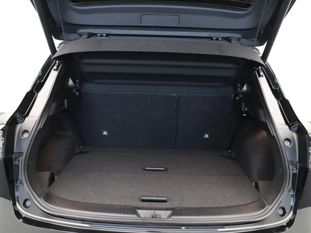 158pk MHEV Xtronic N-Connecta | Pilot assist | Headup-display | Elektrische achterklep | Rondomzichtcamera | Cold-pack | Google maps intergratie |