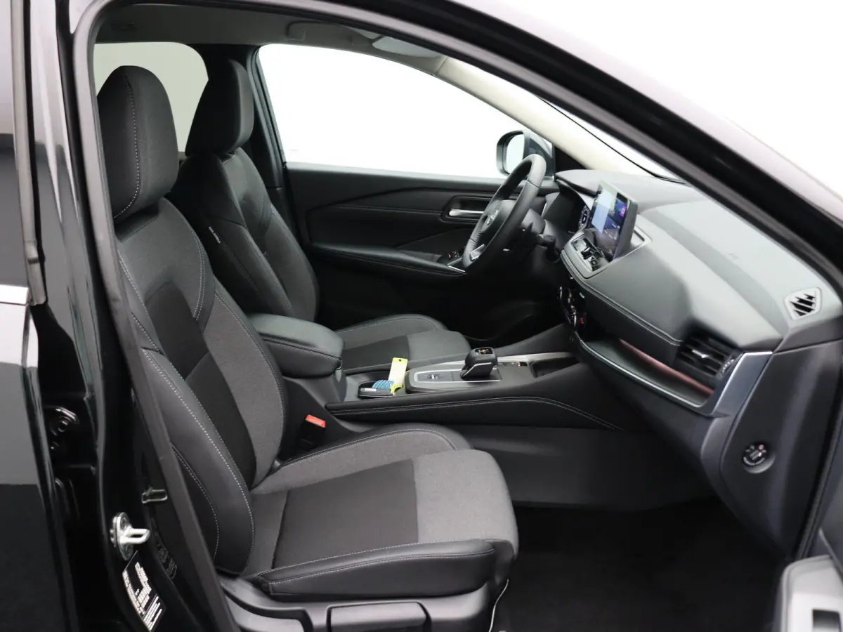 158pk MHEV Xtronic N-Connecta | Pilot assist | Headup-display | Elektrische achterklep | Rondomzichtcamera | Cold-pack | Google maps intergratie |