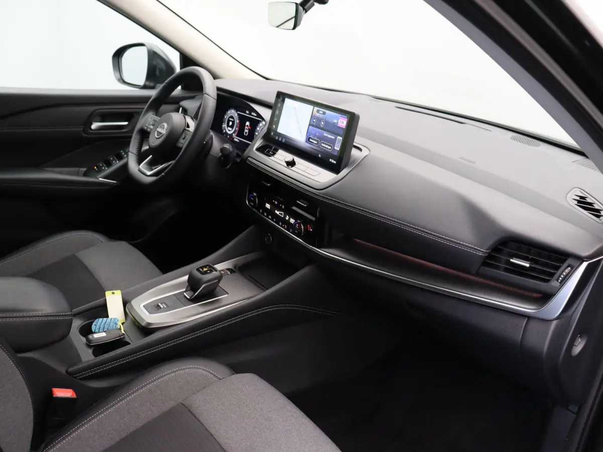 158pk MHEV Xtronic N-Connecta | Pilot assist | Headup-display | Elektrische achterklep | Rondomzichtcamera | Cold-pack | Google maps intergratie |