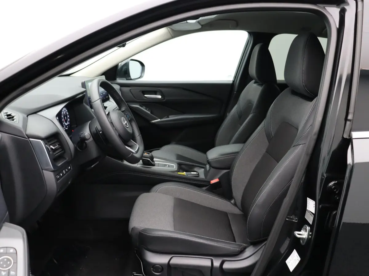 158pk MHEV Xtronic N-Connecta | Pilot assist | Headup-display | Elektrische achterklep | Rondomzichtcamera | Cold-pack | Google maps intergratie |