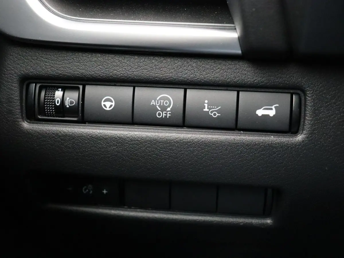 158pk MHEV Xtronic N-Connecta | Pilot assist | Headup-display | Elektrische achterklep | Rondomzichtcamera | Cold-pack | Google maps intergratie |