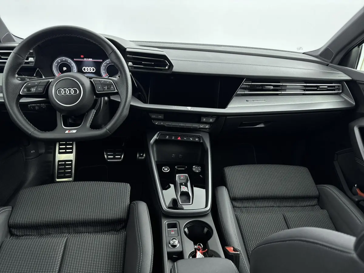 35 TFSI S edition Automaat | Navigatie | Stoelverwarming | Cruise Control | Airco |