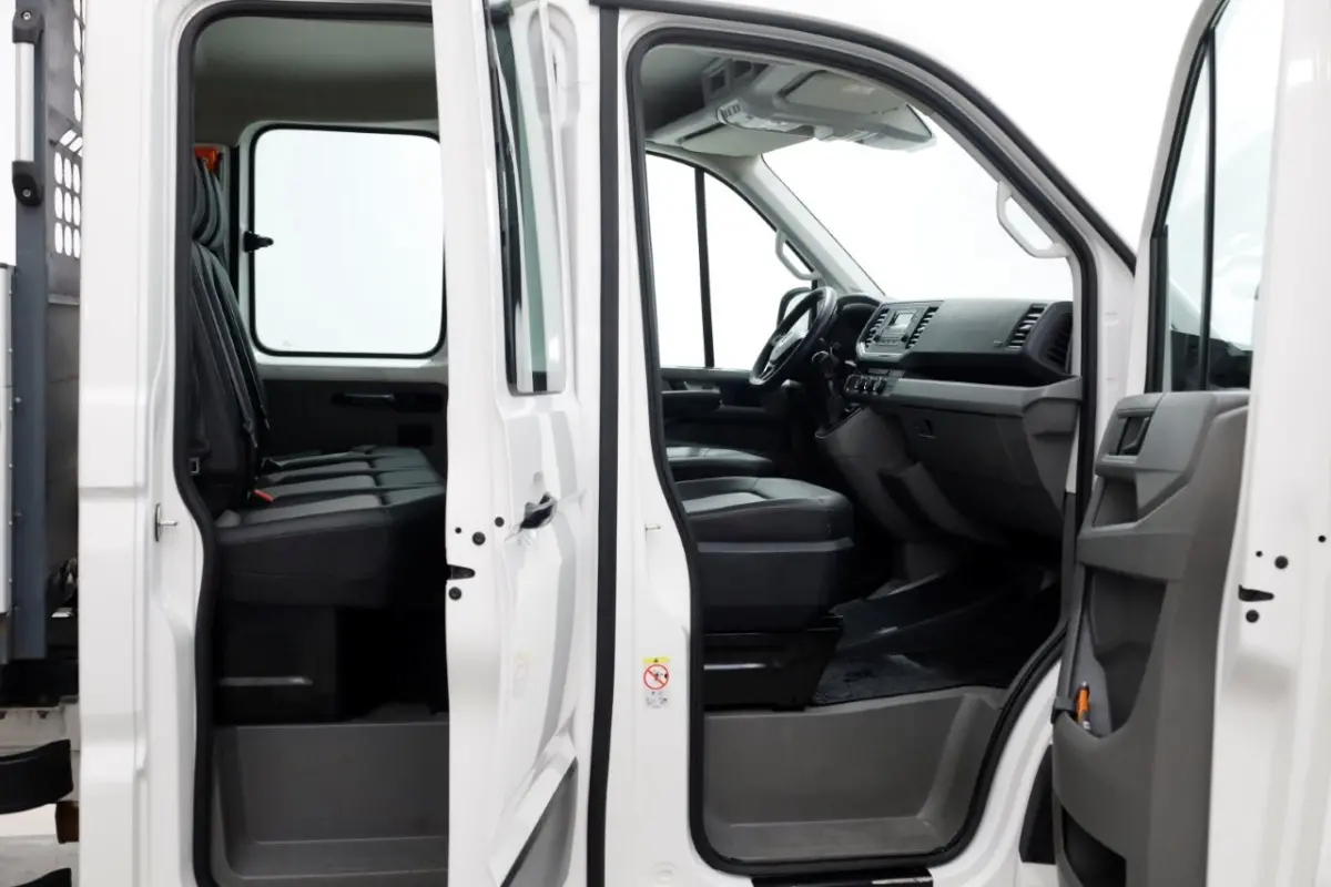 35 2.0 TDI E6 L2H1 D.C. Van den Born Kipper 07-2018
