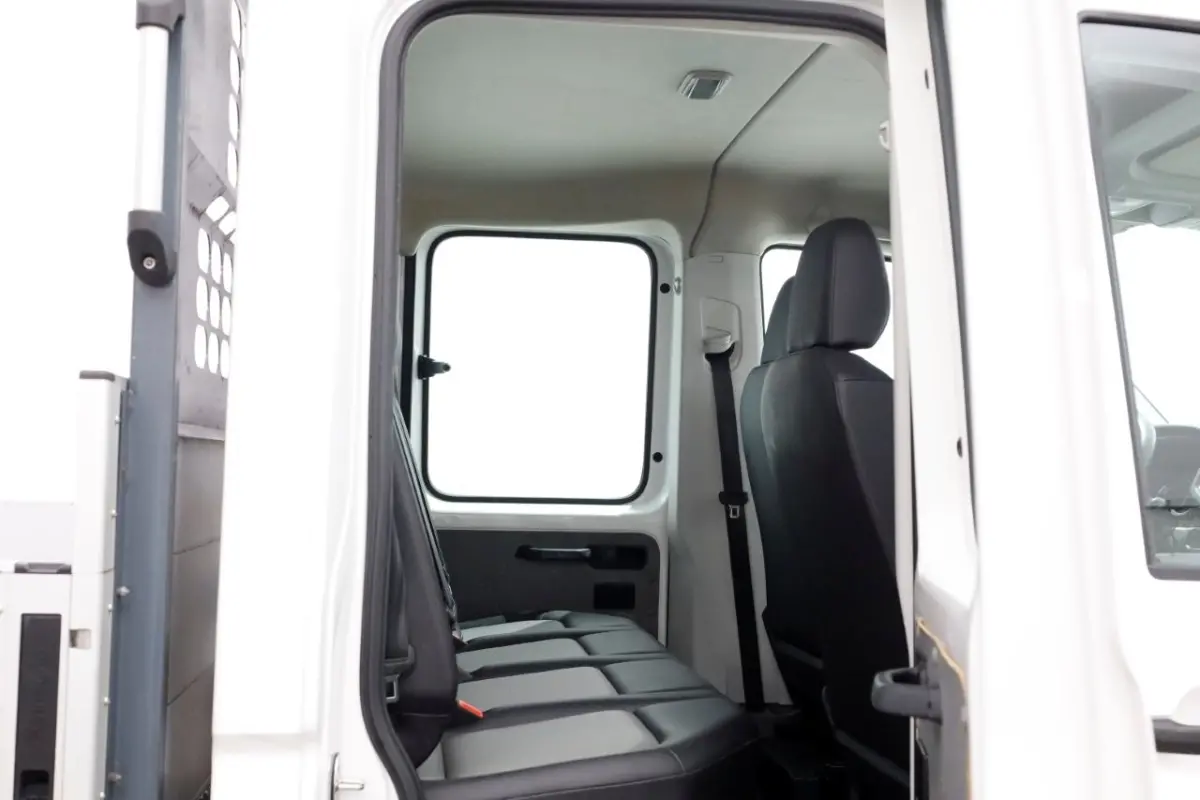 35 2.0 TDI E6 L2H1 D.C. Van den Born Kipper 07-2018