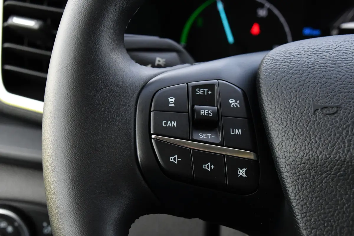 350 L3H2 68 kWh PB Edition Adaptieve Cruise, 360 Camera, Carplay, BLIS, Stoelverwarming, NAVI, Multimedia, Sensoren, Uniek!