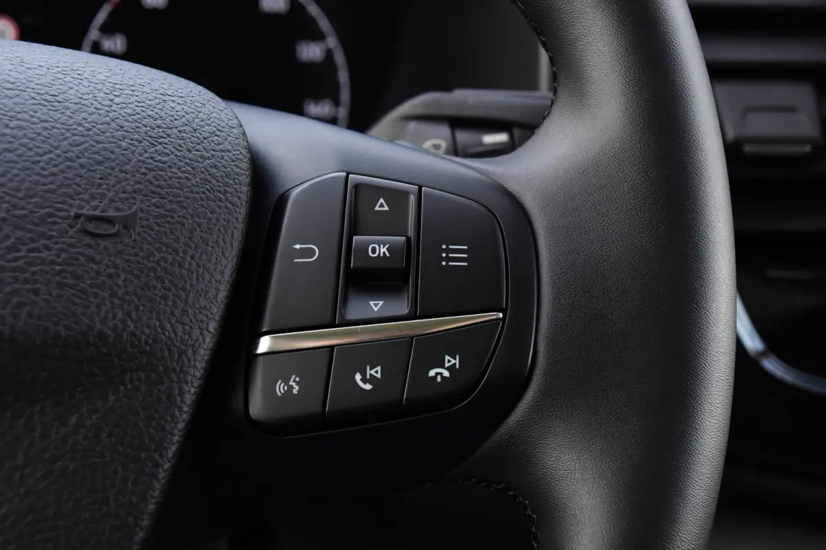 350 L3H2 68 kWh PB Edition Adaptieve Cruise, 360 Camera, Carplay, BLIS, Stoelverwarming, NAVI, Multimedia, Sensoren, Uniek!