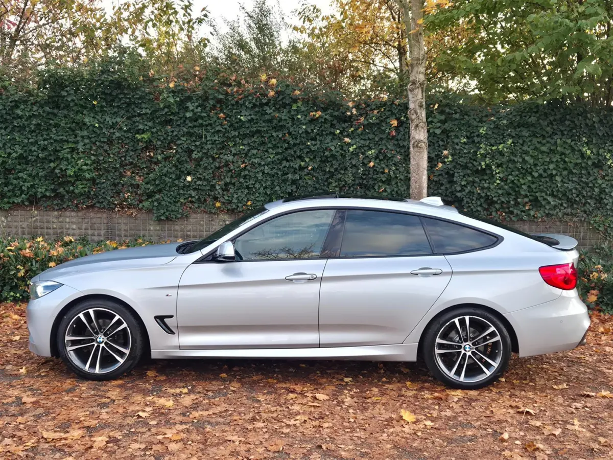 GT M Sport Panorama Apple CarPlay 19inch NAP 100% Dealer onderhouden GARANTIE 320i Corporate Lease High Executive