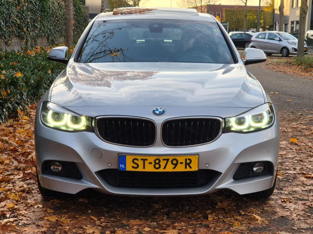 GT M Sport Panorama Apple CarPlay 19inch NAP 100% Dealer onderhouden GARANTIE 320i Corporate Lease High Executive
