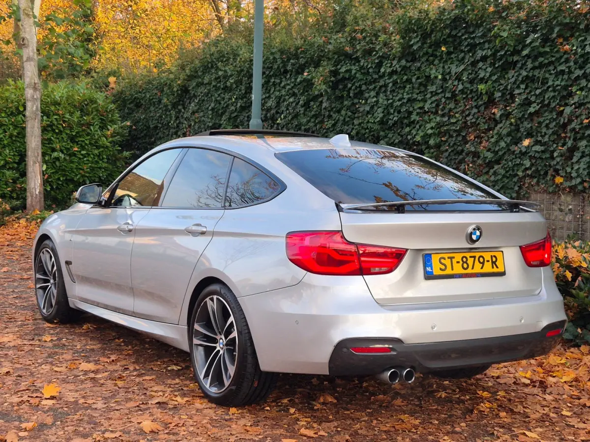 GT M Sport Panorama Apple CarPlay 19inch NAP 100% Dealer onderhouden GARANTIE 320i Corporate Lease High Executive