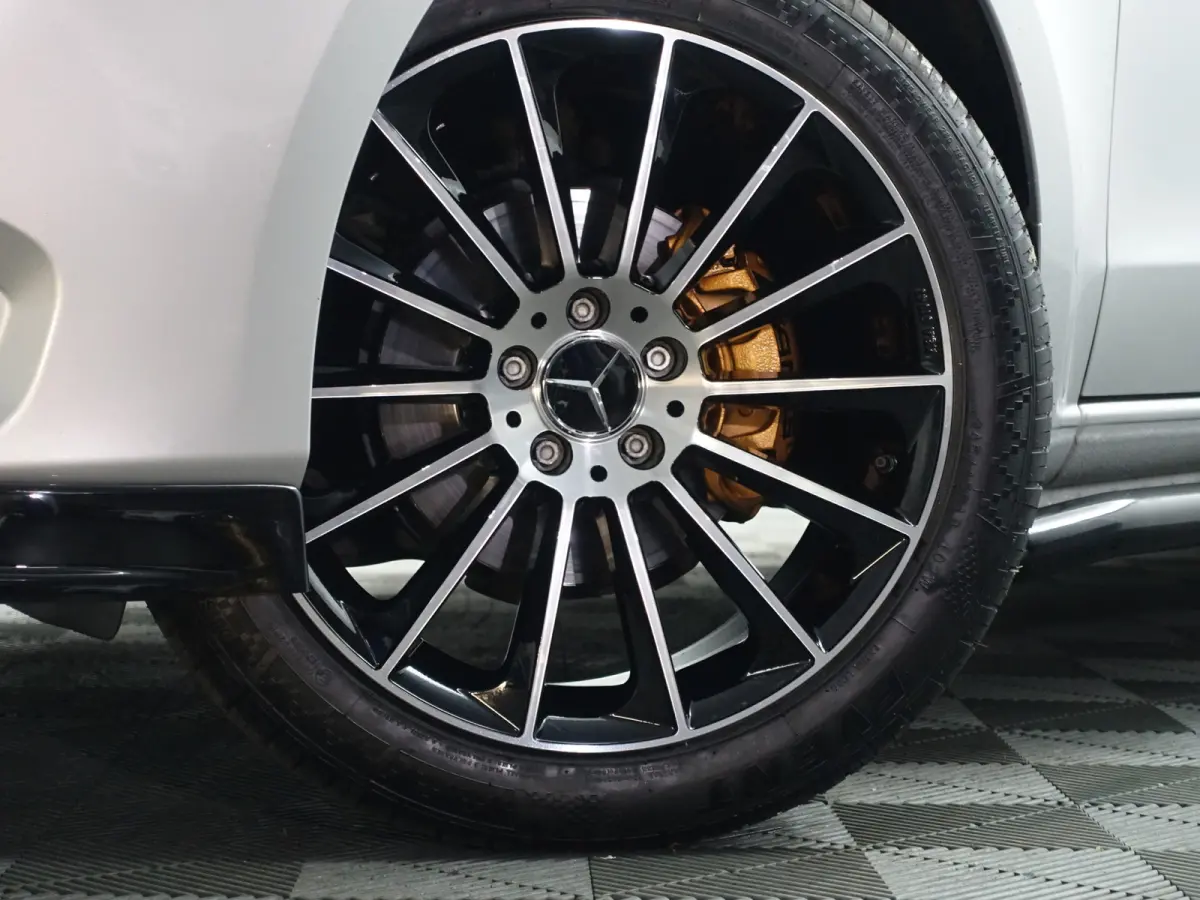 114 CDI Lang AMG Night Edition Aut- Dubbele Cabine, 5/6 Pers, Park Assist, Navi, Cruise, Clima