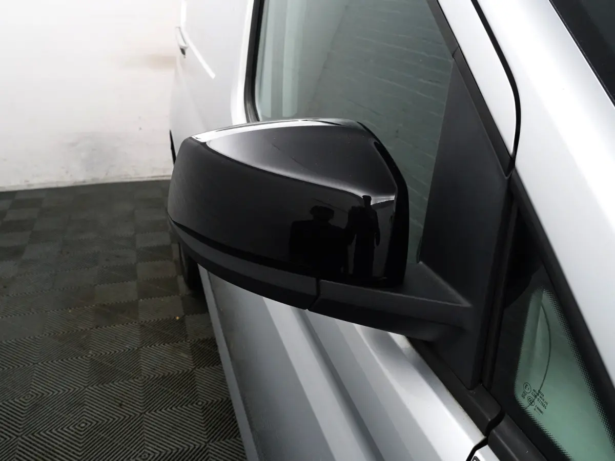2.0 TDI 1st Edition Aut- Xenon Led, CarPlay, Android Auto, Trekhaak, Park Assist, Virtual Cockpit