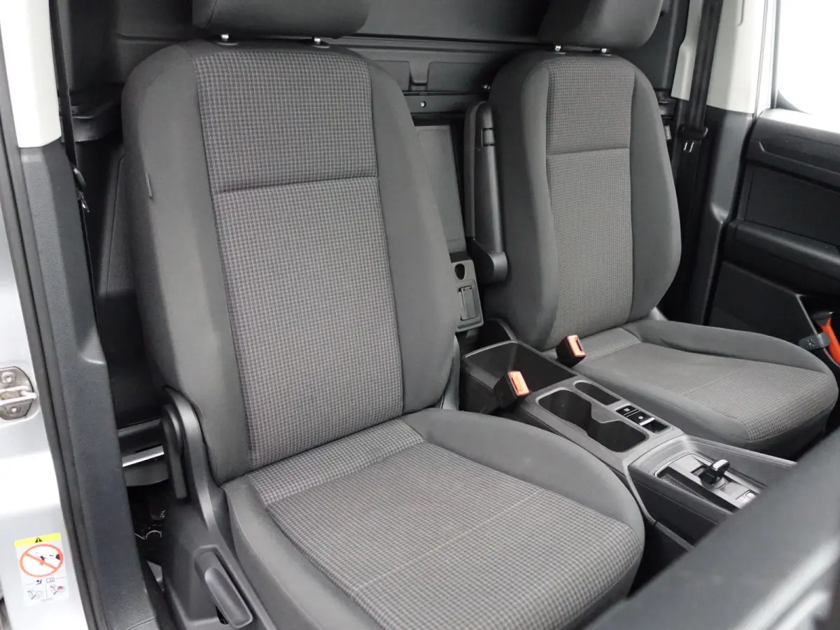 2.0 TDI 1st Edition Aut- Xenon Led, CarPlay, Android Auto, Trekhaak, Park Assist, Virtual Cockpit