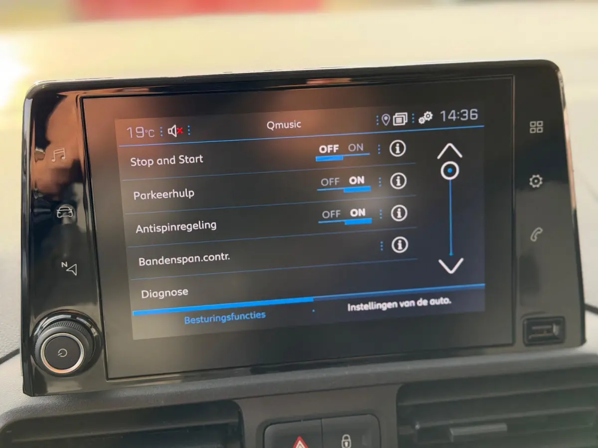 1.2 PureTech Premium 2022 WIT NAVI AIRCO BTW