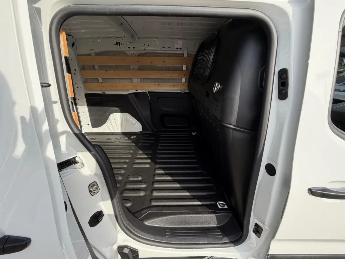 1.2 PureTech Premium 2022 WIT NAVI AIRCO BTW