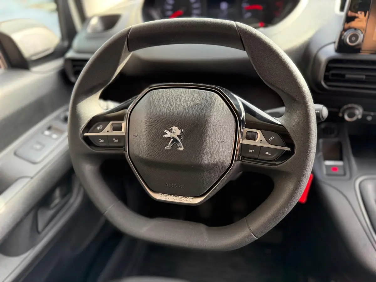 1.2 PureTech Premium 2022 WIT NAVI AIRCO BTW