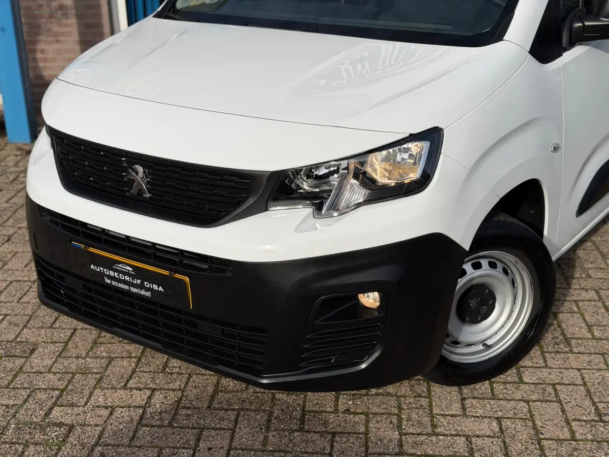 1.2 PureTech Premium 2022 WIT NAVI AIRCO BTW