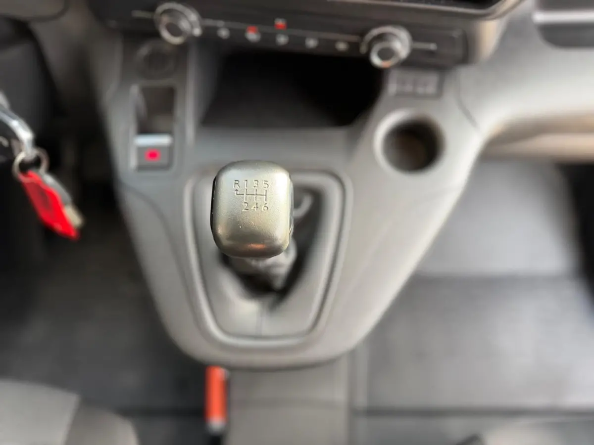 1.2 PureTech Premium 2022 WIT NAVI AIRCO BTW