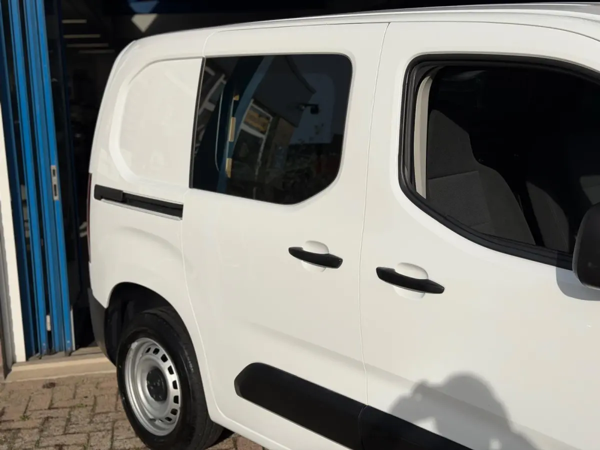 1.2 PureTech Premium 2022 WIT NAVI AIRCO BTW