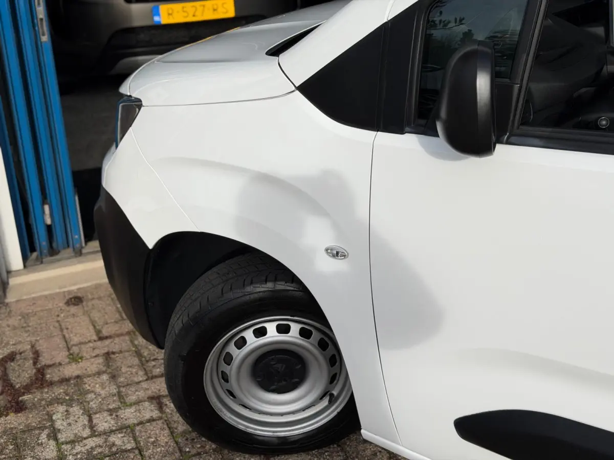 1.2 PureTech Premium 2022 WIT NAVI AIRCO BTW