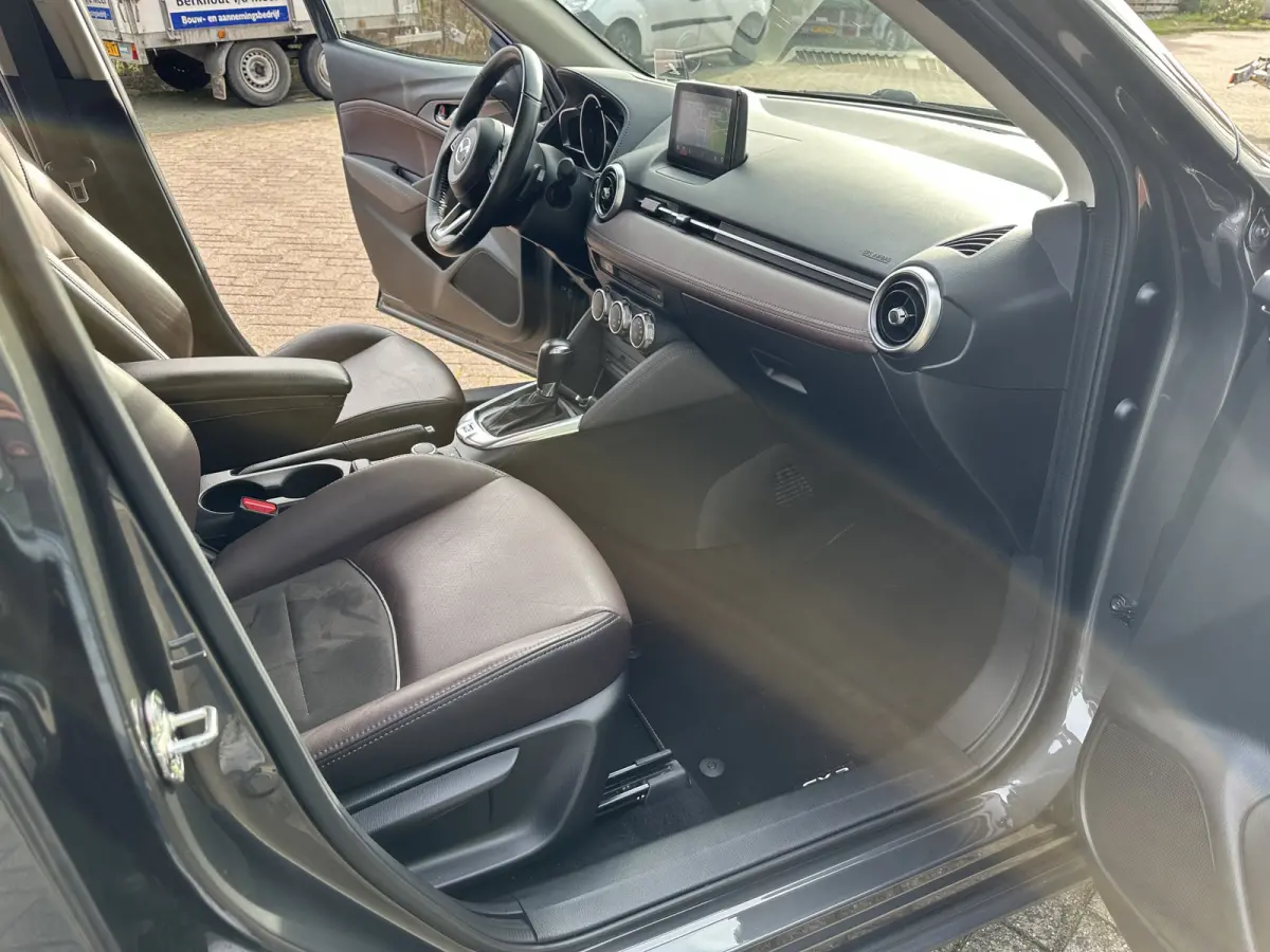 2.0 SkyActiv-G 120 GT-Luxury Automaat!! / 1e eig. in nieuwstaat met 56.000km!!